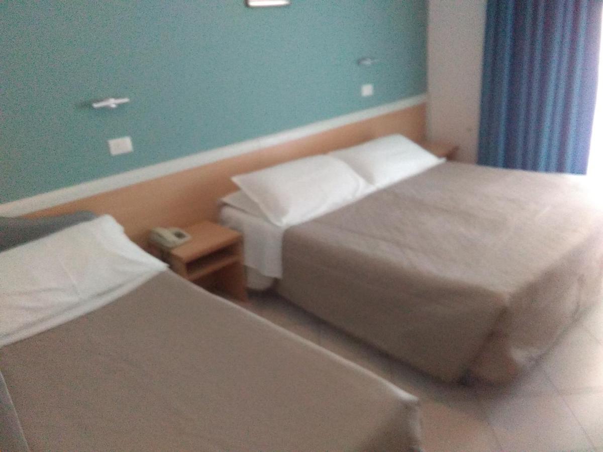 Hotel Savina Rimini Buitenkant foto